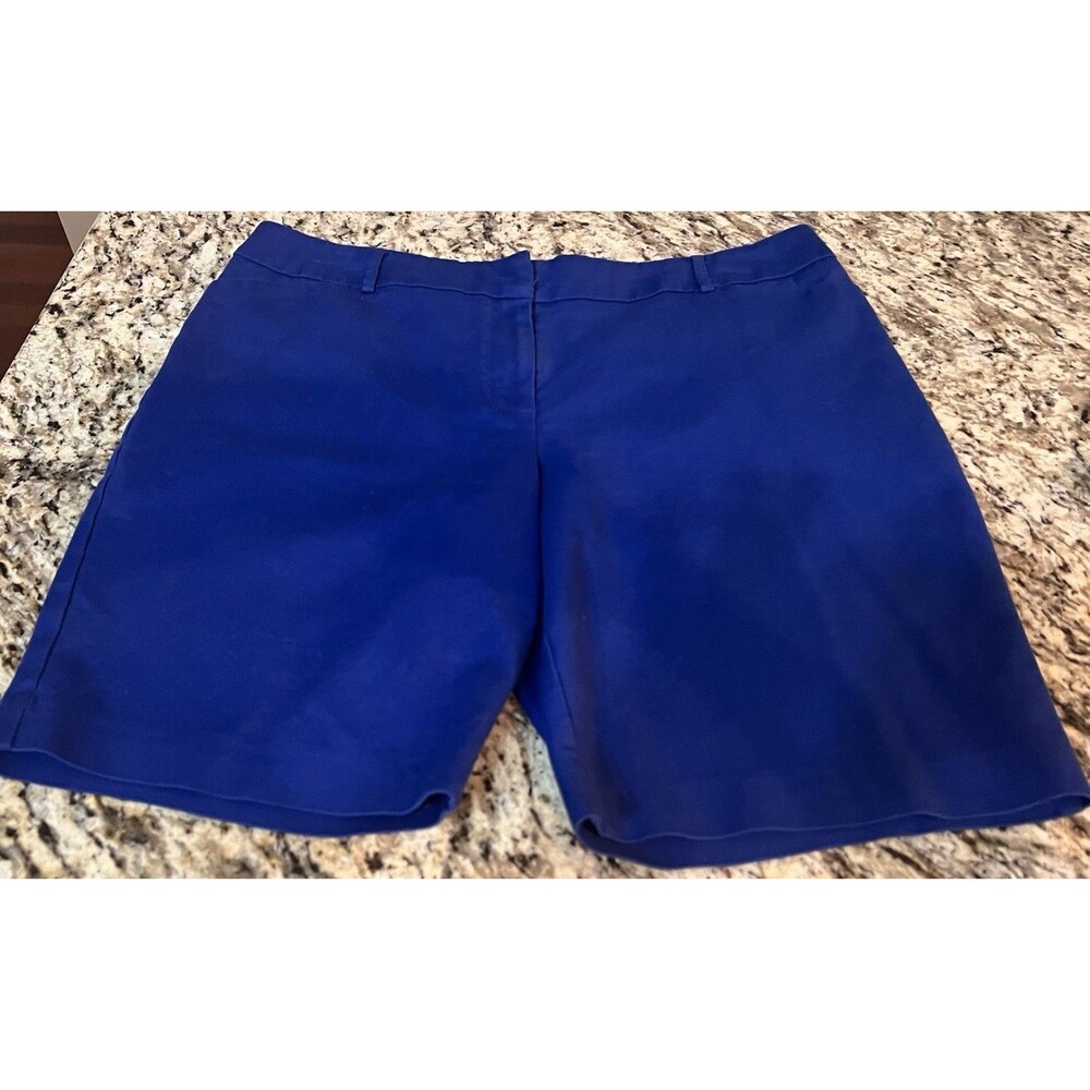 Apt. 9 Essentials Women’s Bermuda Shorts Size 14 Blue Cotton Stretch Flat Front